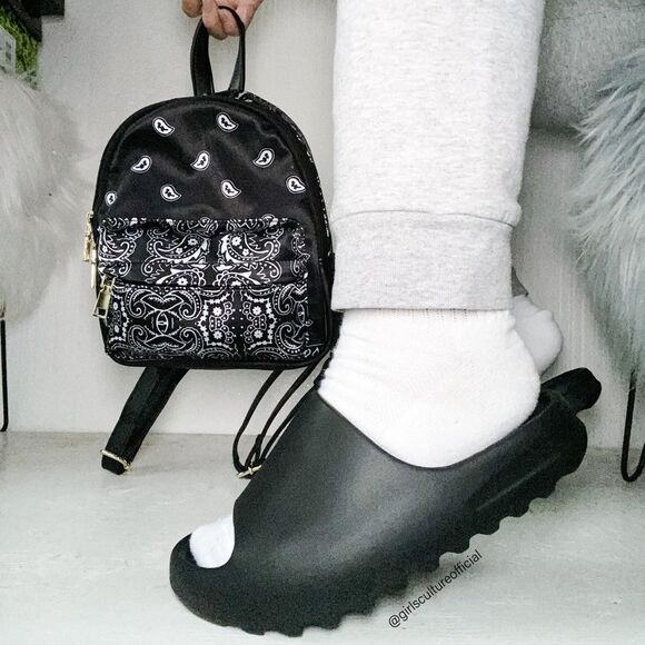 Black Bandana Mid Size backpack
